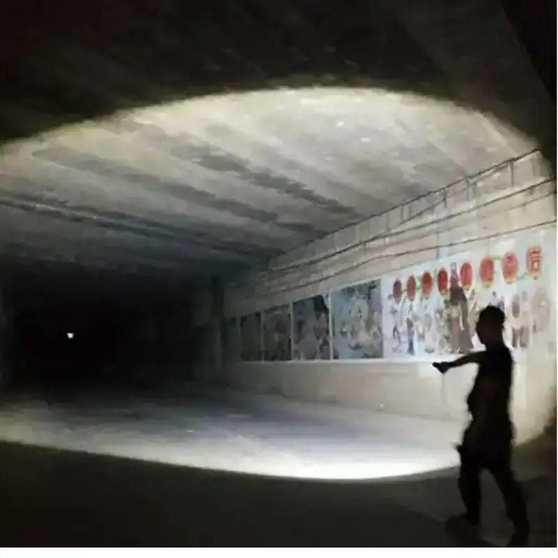 Lanterna Tatica Recarregavel Mais Forte do Mundo - Tartaruga Shop